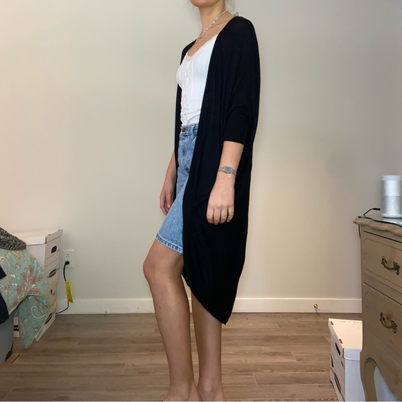 Long black cardigan - Picture 2 of 6